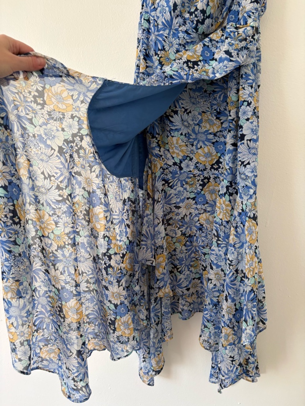 ASTR The Label Blue Floral Santorini One Puff Sleeve Shoulder Midi Dress Size XS - Picture 8 of 14